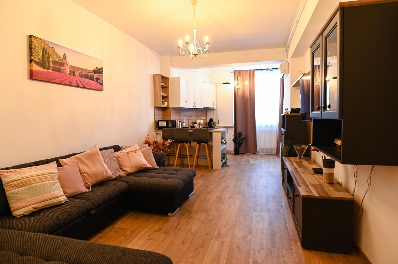 Apartament De Poveste Pe Plaja In Resort De Lux Năvodari Екстериор снимка
